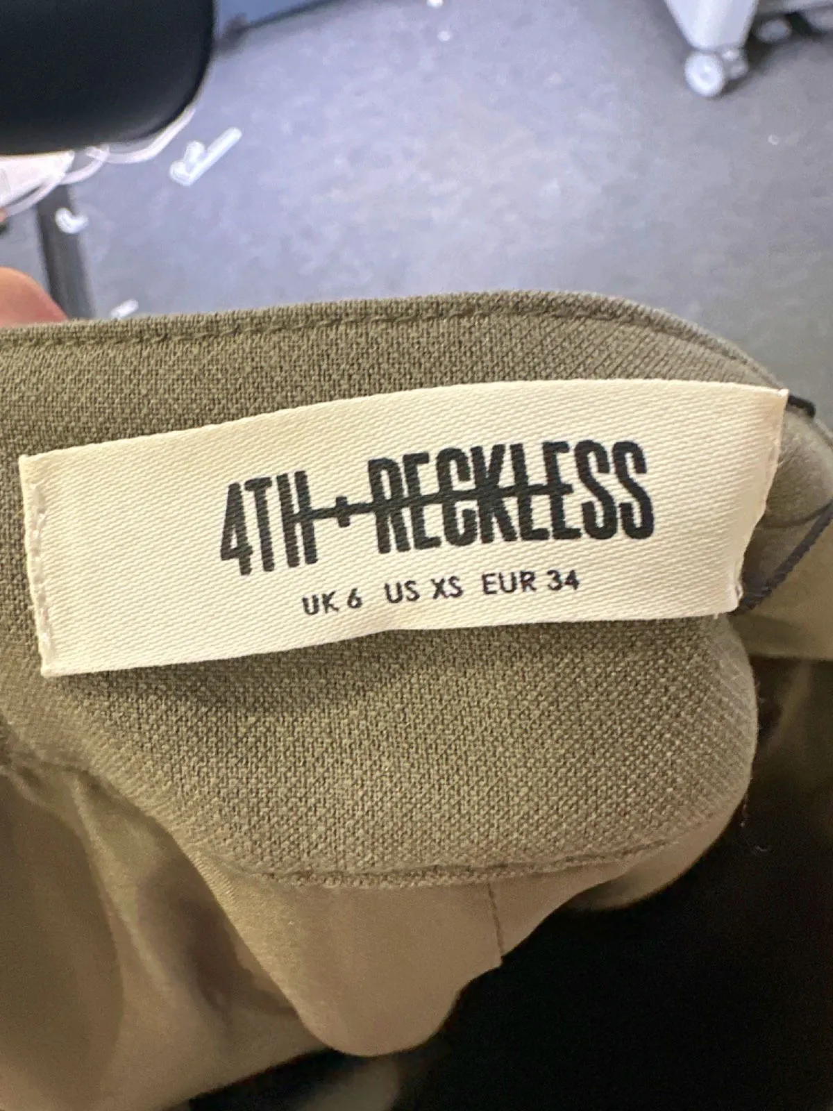 4th   Reckless Olive Kennedy Skirt UK 6