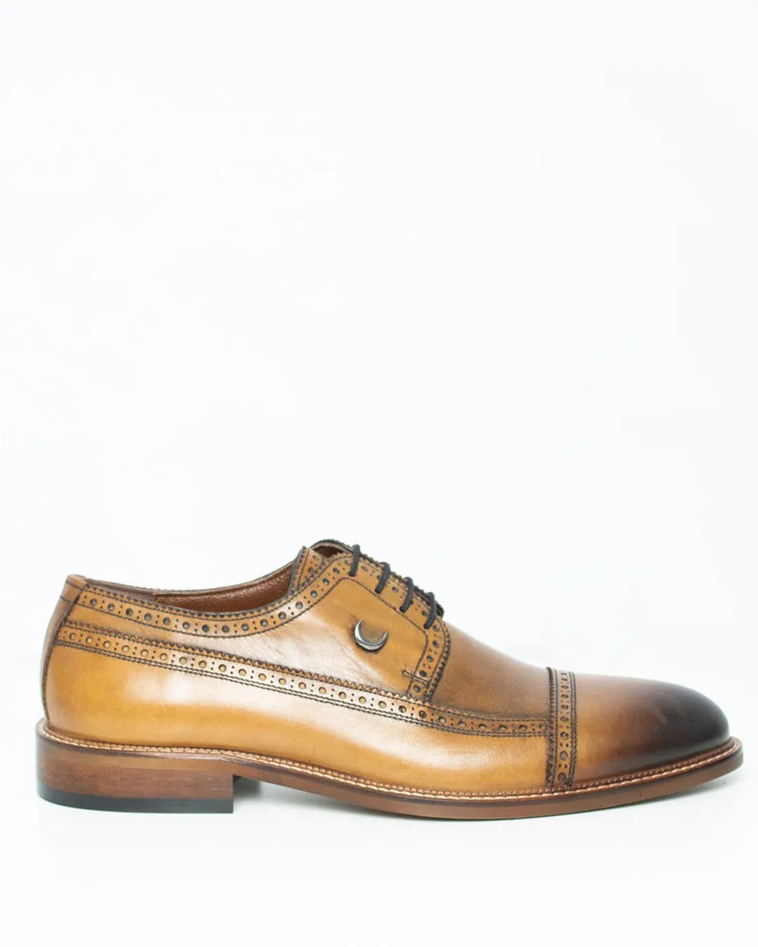 Calvano Tan shoe