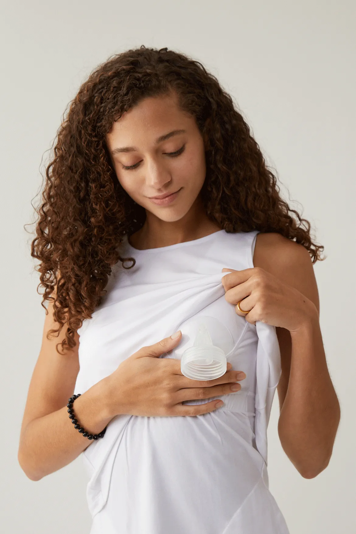 Hero - Double Layer Hands-Free Nursing & Pumping Top | White