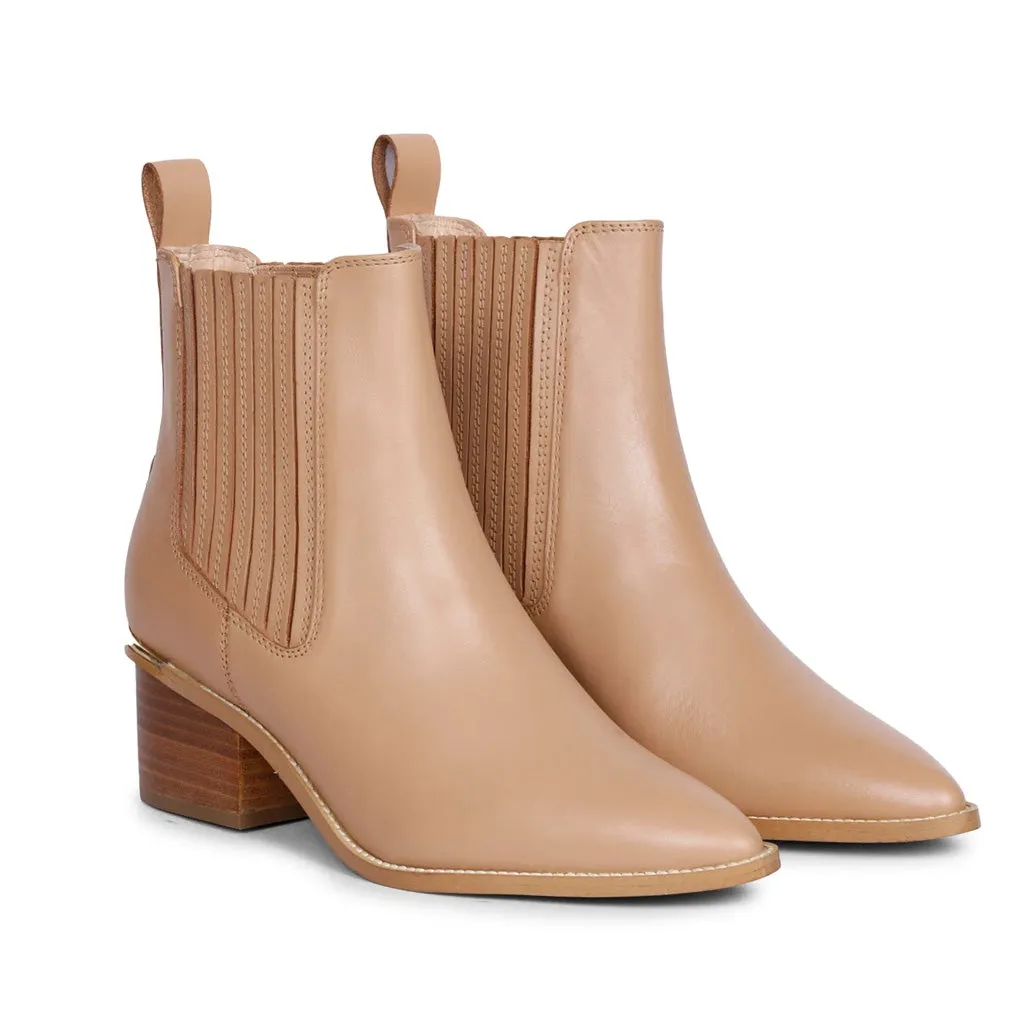 Saint Ilaria Nude Leather Handcrafted Ankle Boots